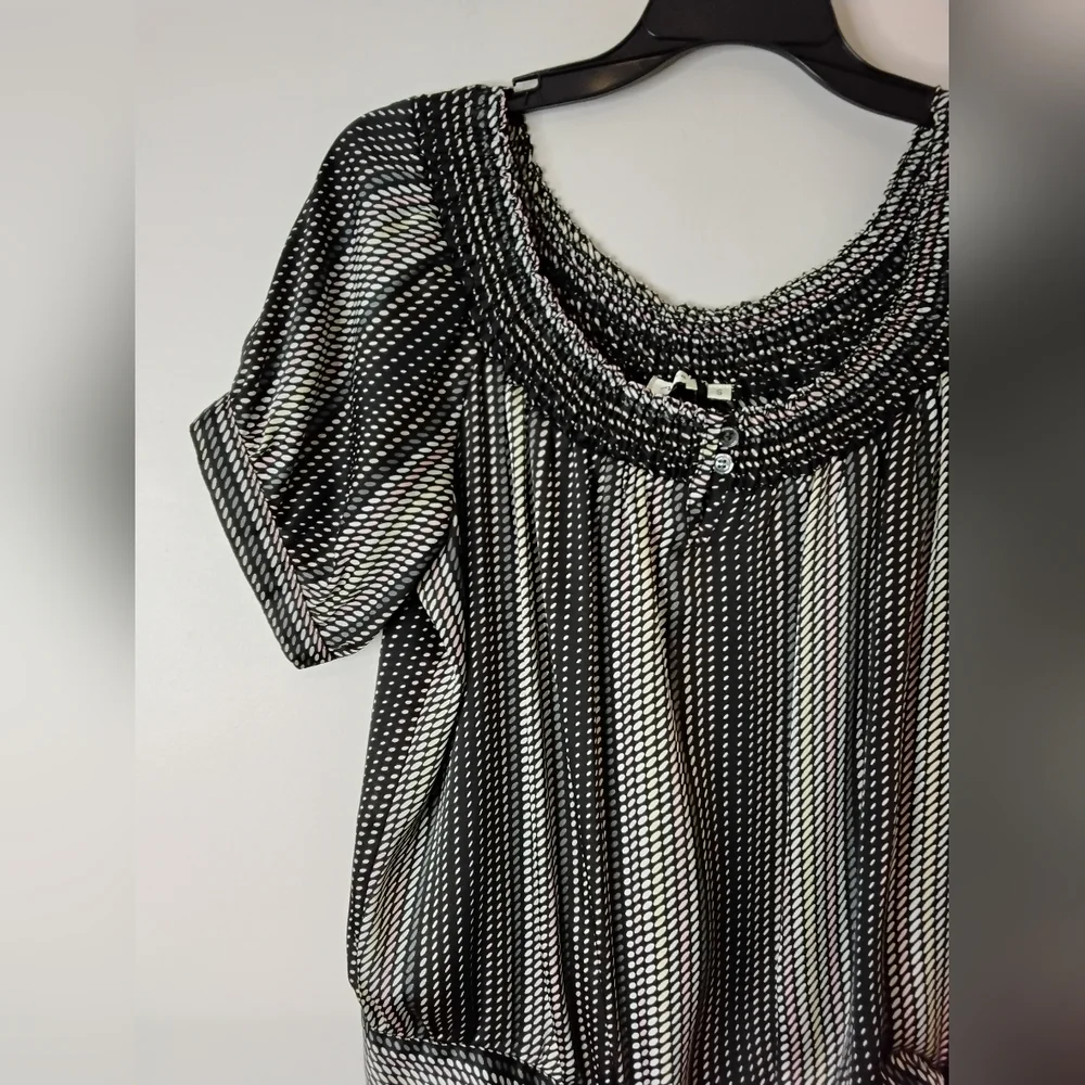 Black and White Striped Women's Top - Picture 3 of 7